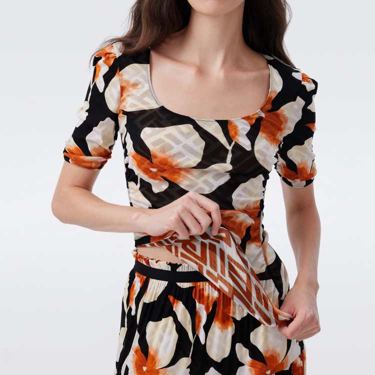 DVF Fall 2026 Reversible Printed Top & Skirt Set - detail 10