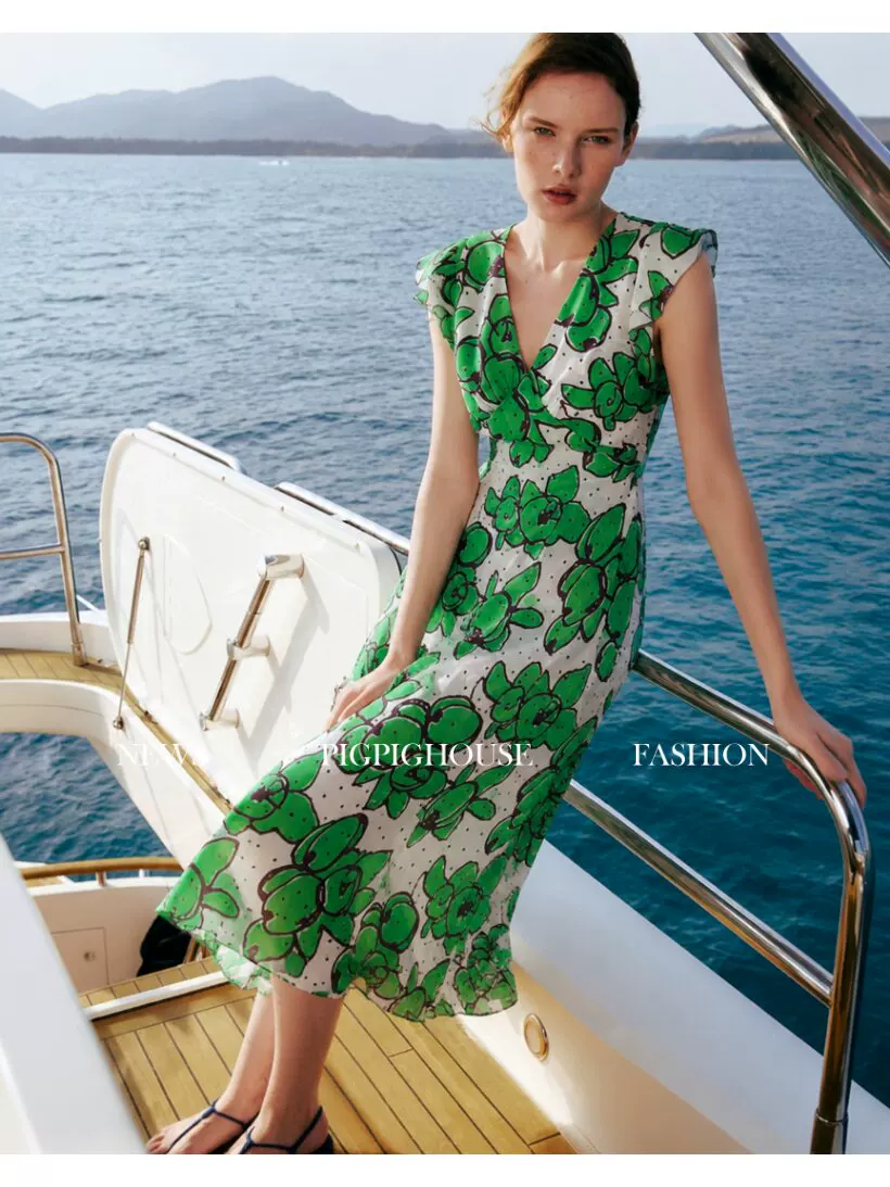 DVF Fall 2026 Wisteria-Print V-Neck Tea Dress - detail 16