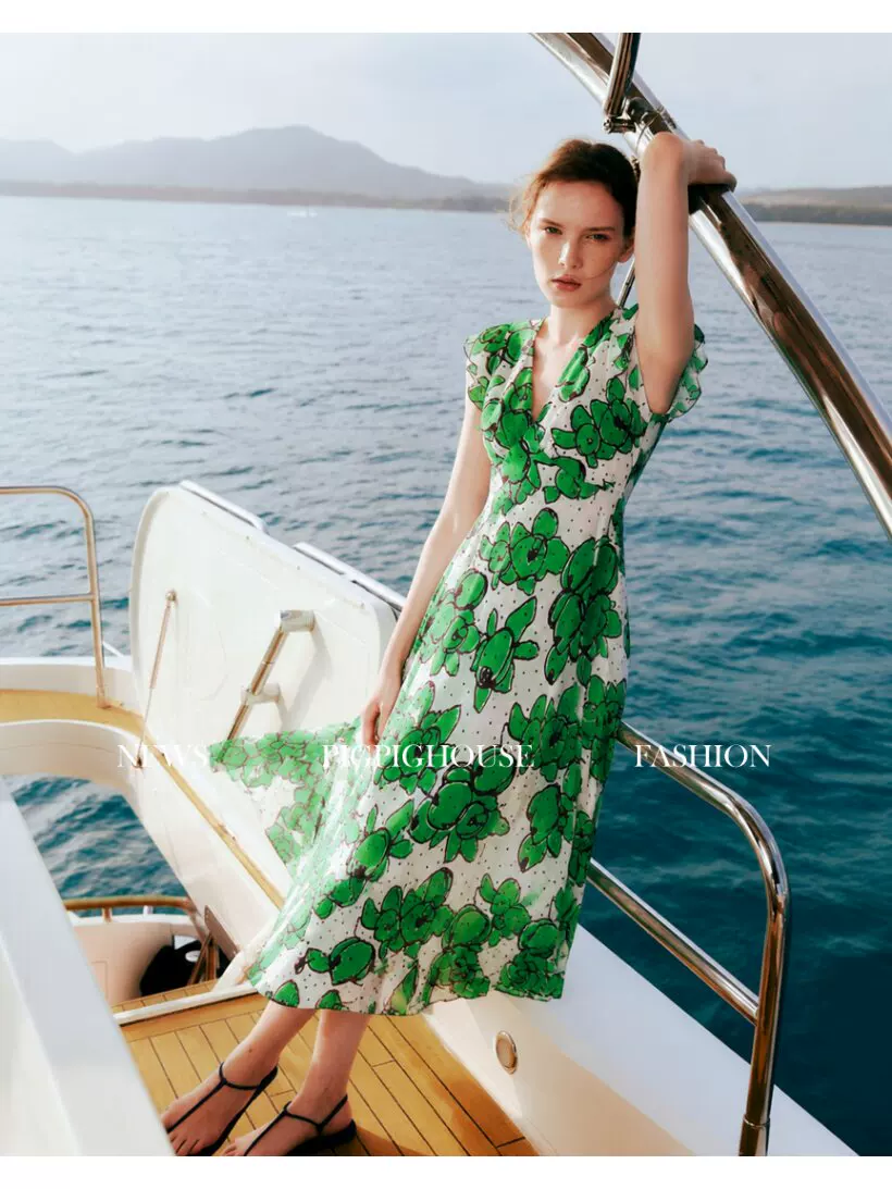 DVF Fall 2026 Wisteria-Print V-Neck Tea Dress - detail 12