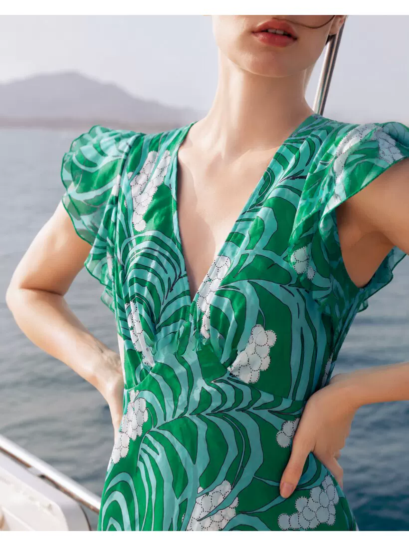 DVF Fall 2026 Wisteria-Print V-Neck Tea Dress - detail 20