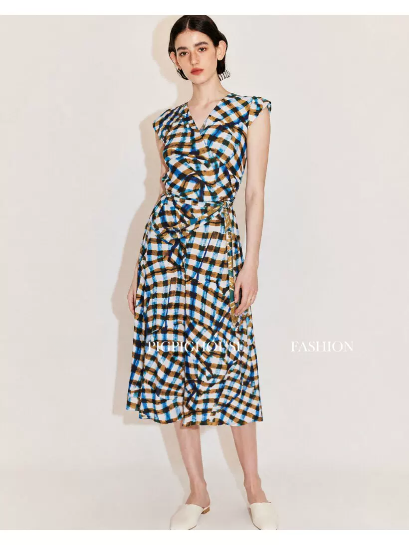DVF Fall 2026 Printed Mesh V-Neck Wrap Dress - detail 11