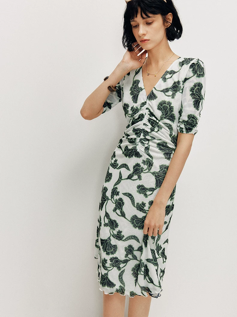 DVF Floral-Print Stretch-Mesh V-Neck Tea Dress - detail 17